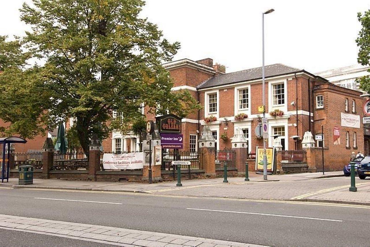 Premier Inn Birmingham City Centre Broad Street Eksteriør billede